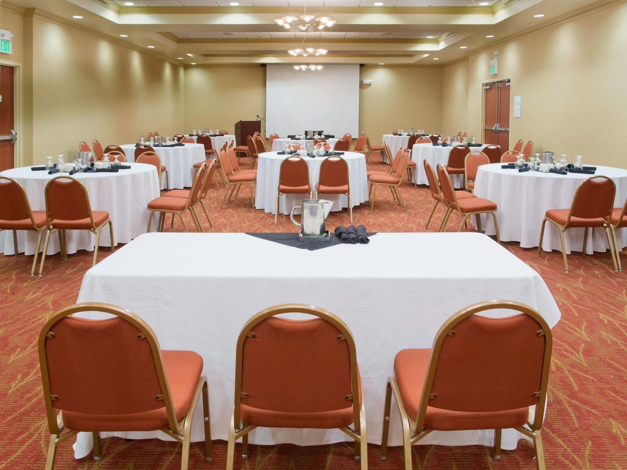 Holiday Inn Yakima By Ihg Kültér fotó